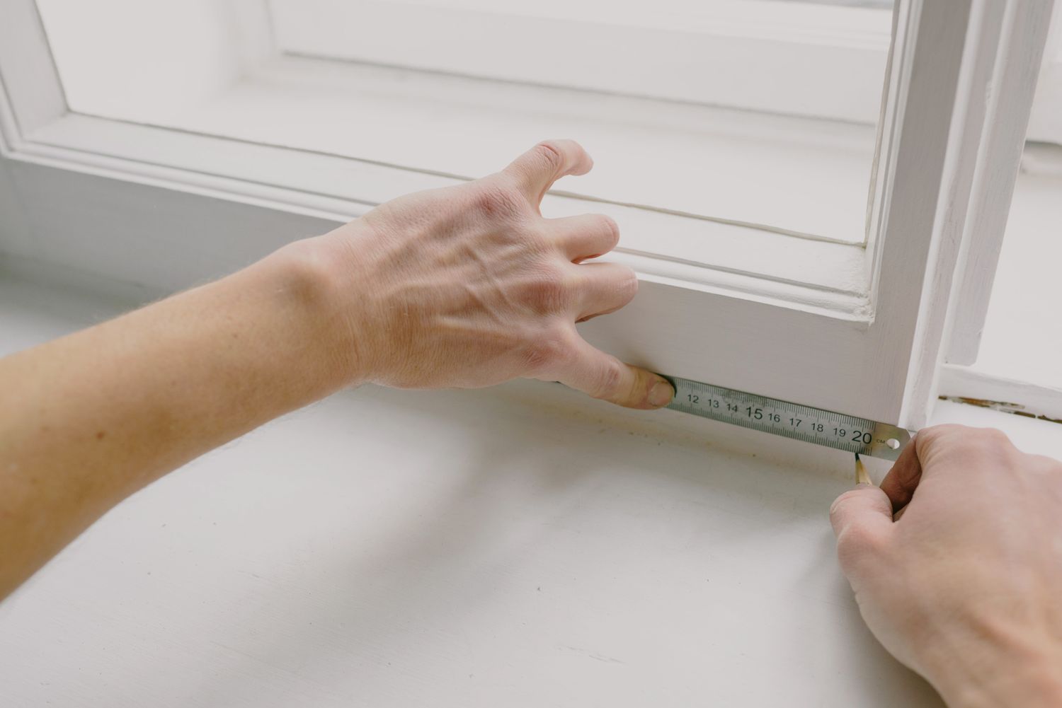 Measuring and marking trim by hand